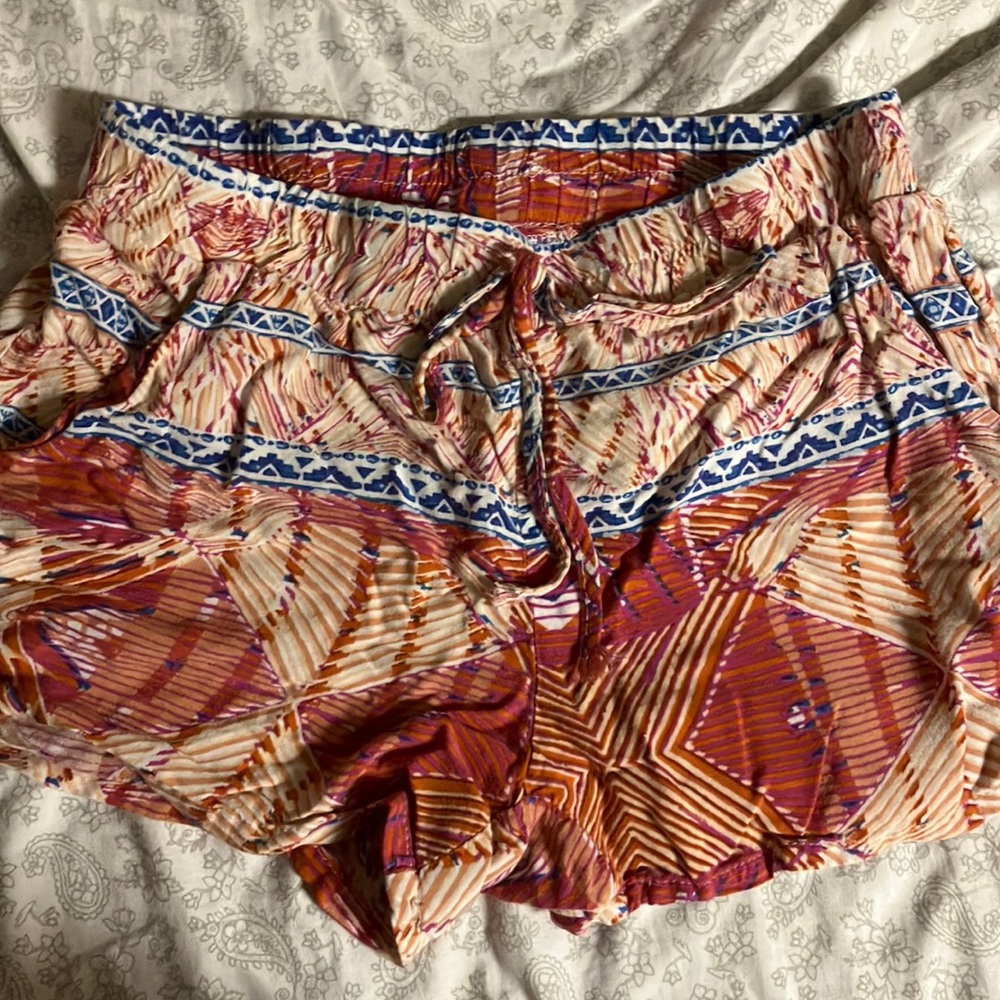 LOUNGE COLORFUL SHORTS